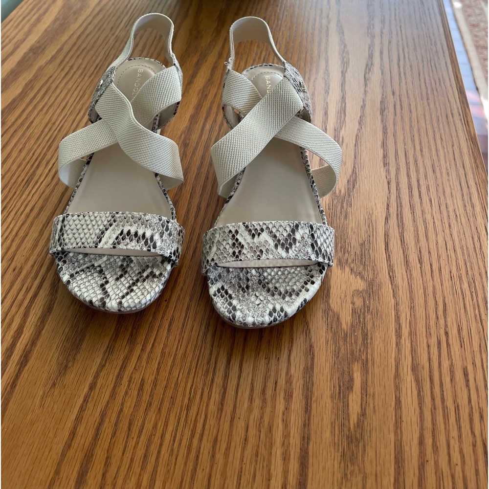 Wedge sandals